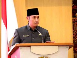 Alun-Alun Tuban Ramai Pengunjung, Bupati Lindra Serukan Perawatan Bersama dan Penataan Humanis