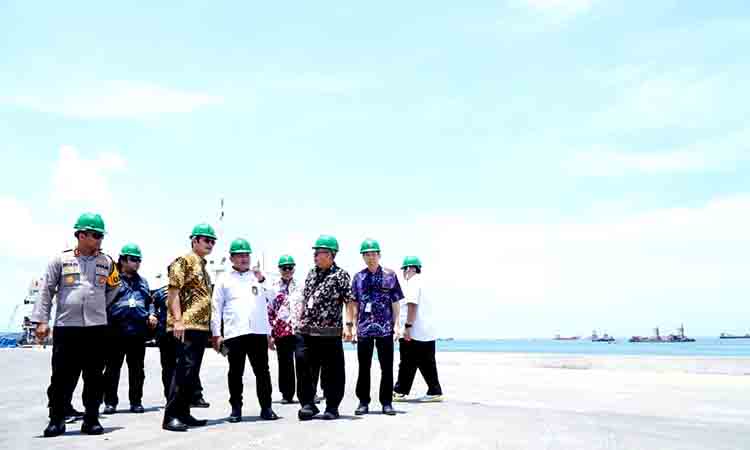 Bupati lamongan dampingi tim kemkopolkam