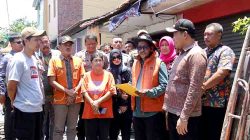 Bupati Subandi Kunjungi Rumah Ambruk Warga Magersari
