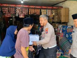 Turut Belasungkawa Polres Pelabuhan Tanjungperak Takziah ke Rumah Dua Santri Ponpes Al Khoziny