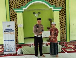 Satlantas Polres Kediri Gelar Coaching Clinic di Ponpes
