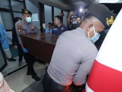 Polda Jatim Serahkan 3 Jenazah Santri Ponpes Al Khoziny ke Keluarga