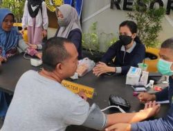 Dukung Gaya Hidup Sehat, Polres Kediri Gelar Pengobatan Gratis di CFD
