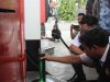 Polres Tuban Bersama Diskopumdag Cek SPBU Respon Keluhan Masyarakat terkait BBM