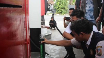 Polres Tuban Bersama Diskopumdag Cek SPBU Respon Keluhan Masyarakat terkait BBM