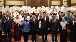 324 PPPK Sidoarjo Terima SK, Bupati Subandi Minta Tingkatkan Profesionalisme