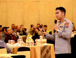 Kapolres Ngawi Jadi Narasumber Bimtek Peningkatan Kapasitas Kepala Desa se-Kabupaten Ngawi Tahun 2025