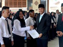 Mas Lindra Serahkan SK PPPK Tahap 2: ASN Harus Jadi Motor Inovasi Pelayanan Publik