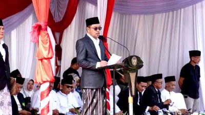 Peringati hari santri 2025, ketua dprd sidoarjo pimpin upacara