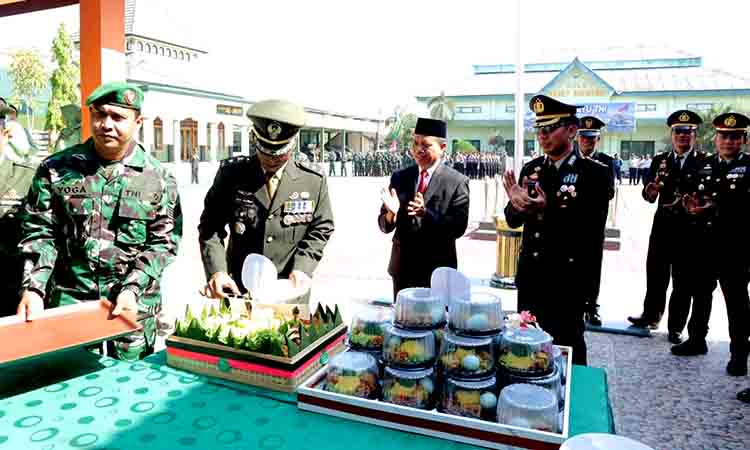 Polres lamongan beri kejutan di hut tni ke 80, wujud soliditas tni polri