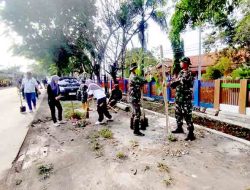 Sinergitas Kodim Pemalang Bersama Pemda Tanam Pohon Sepanjang Jalan Gatot Subroto Kelurahan Bojongbata