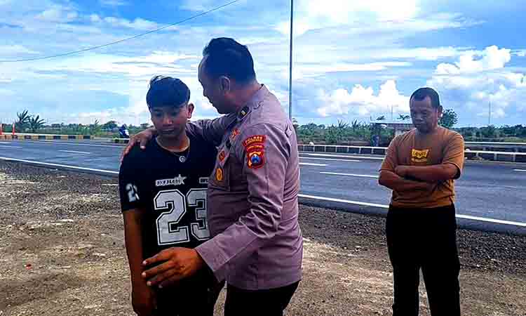 Warung angkringan terbakar di lamongan