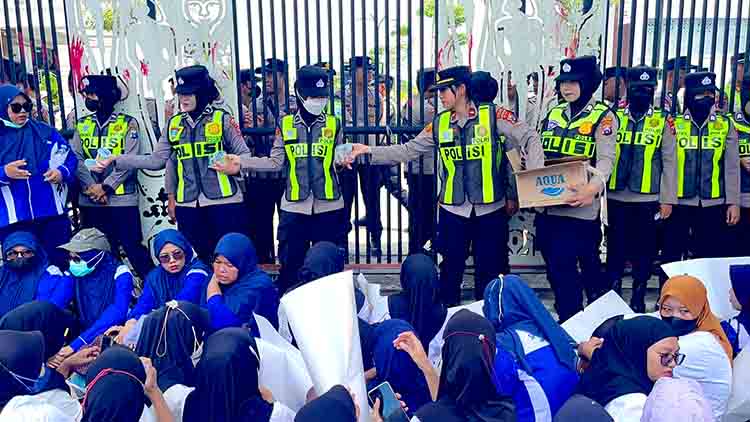 Aksi Humanis, Polwan Bojonegoro