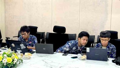 Enam Tim Pelajar Adu Cepat