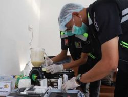 Polres Pelabuhan Tanjungperak Laksanakan Uji Food Safety di SPPG Pastikan Gizi dan Keamanan Pangan Terjamin