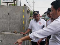 Bupati Sidoarjo Sidak Proyek Betonisasi Kureksari, Tekankan Kualitas dan Ketepatan Waktu
