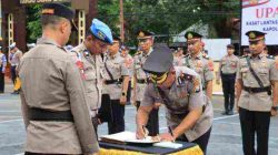 Upacara Sertijab Pejabat Utama dan Kapolsek Jajaran Polres Takalar Berlangsung Khidmat