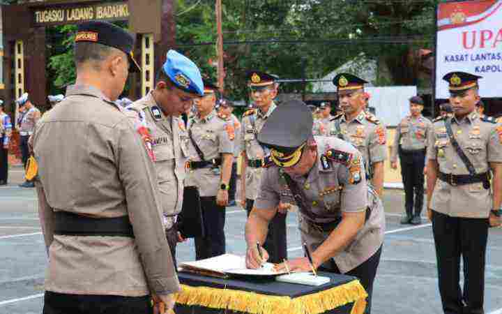 CREATOR: gd jpeg v1.0 (using IJG JPEG v62), quality = 82?