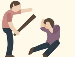 BREAKING NEWS: Video Diduga Penganiayaan Kepala Kantor Pos Takalar Beredar di WhatsApp, Polisi Dimintai Konfirmasi