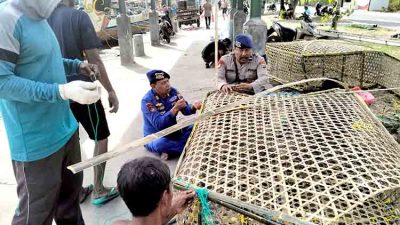 Jalin kebersamaan dengan nelayan