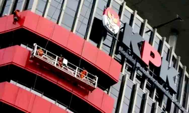 KPK OTT Bupati Ponorogo Terkait Dugaan Suap Mutasi Jabatan