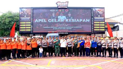Kapolres ngawi pimpin apel 2