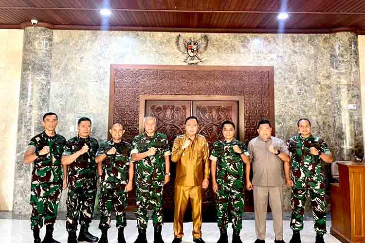 Kunjungan kerja pangdam vi 2