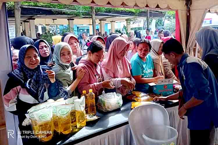 Operasi Pasar Murah Perdana di Kedunggalar