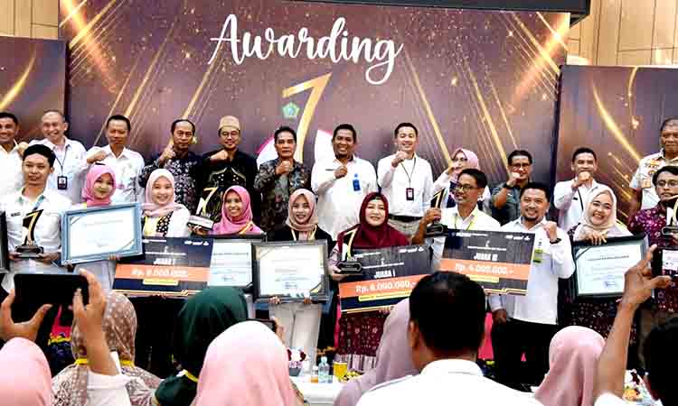 Pemkab Sidoarjo Beri Penghargaan KISI 2025