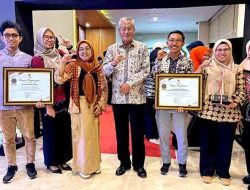 Pemkab Tuban Raih Penghargaan Badan Publik Informatif Dalam KI Jatim Awards 2025