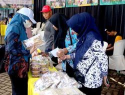 Pemprov Jatim dan Pemkab Tuban Gelar Gerakan Pangan Murah, Warga Antusias