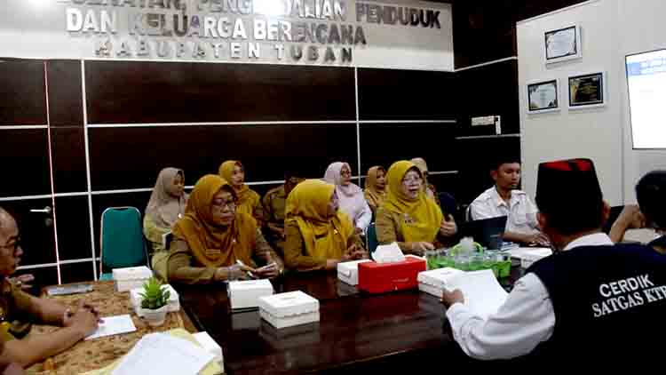 Satgas ktr sisir 43 instansi di tuban, dorong lingkungan bebas asap rokok