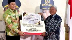 Bupati Sidoarjo Kukuhkan Kelompok Tani, Serahkan Bantuan Alsintan dan Salurkan Kredit Usaha Rakyat