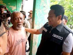 Bupati Subandi Sidak RTLH di Tarik dan Krian, Pastikan Warga Terdampak Segera Dapat Bantuan Renovasi