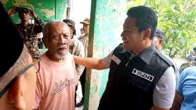 Bupati Subandi Sidak RTLH di Tarik dan Krian