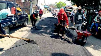 Gerak Cepat Pemkab Sidoarjo Atasi Jalan Rusak Secara Bergiliran