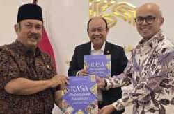 Polri Terbitkan Buku Rasa Bhayangkara Nusantara sebagai Rujukan Diversifikasi Pangan untuk Program Makan Bergizi Gratis