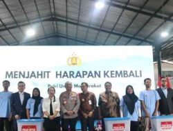 Wakapolri Bagikan Sembako ke Ribuan Buruh, Wujud Kepedulian Polri di Sektor Industri Dalam Negeri