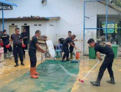 Polri Peduli Pendidikan, Pulihkan Fasilitas Pendidikan di SMA Negeri 1 Tanjung Pura Pascabanjir