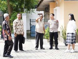Kapolres Bojonegoro Tinjau Sejumlah Gereja, Pastikan Pengamanan Natal 2025