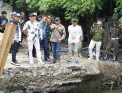 Sidak Infrastruktur di Bringinbendo dan Trosobo, Bupati Sidoarjo : Ketepatan Waktu Lebih Penting daripada Denda Proyek