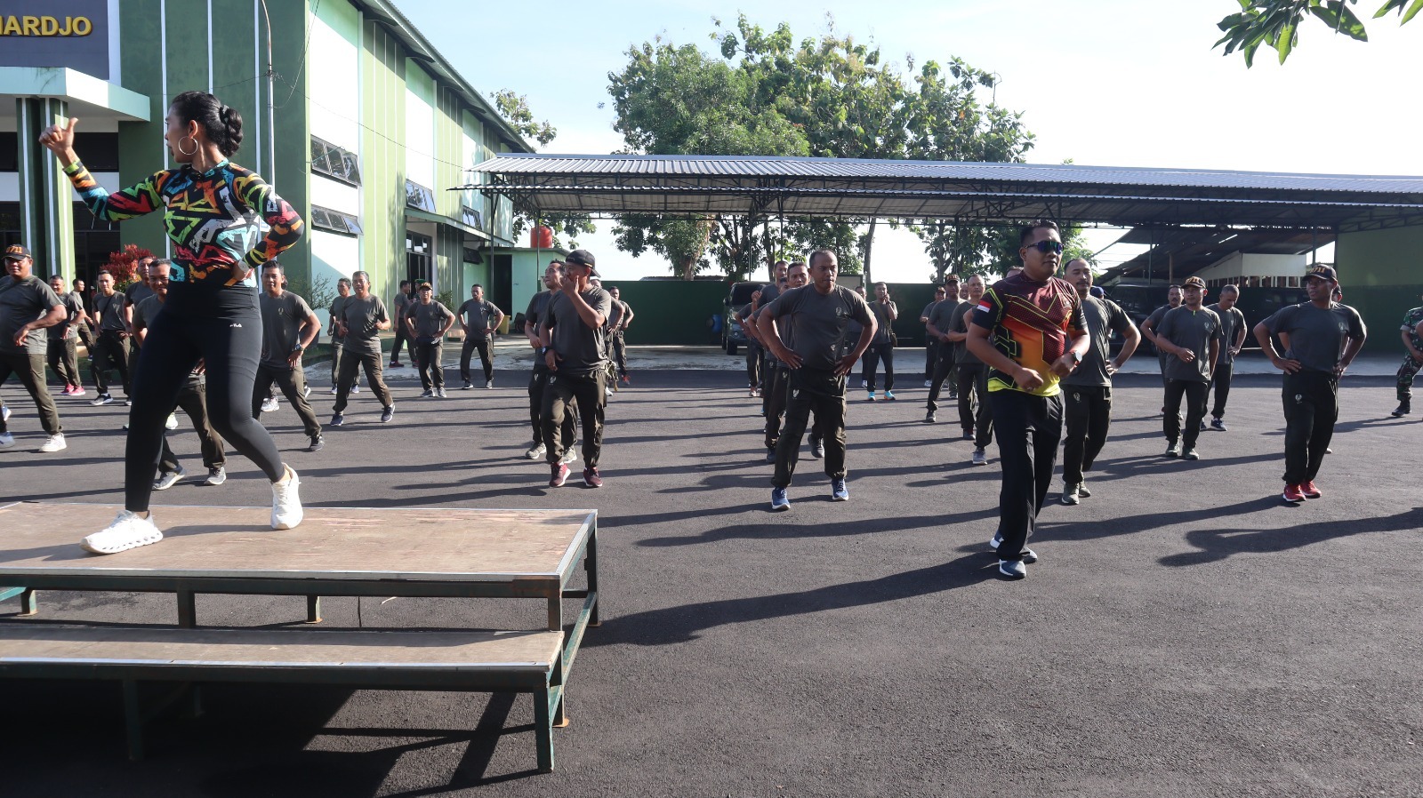 Jalin Silaturahmi, Kodim 0711