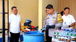 Jelang Tahun Baru, Polres Ngawi Musnahkan Barang Bukti Miras dan Knalpot Brong