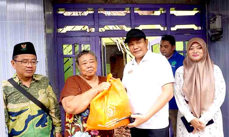 Peduli Warga Kurang Mampu