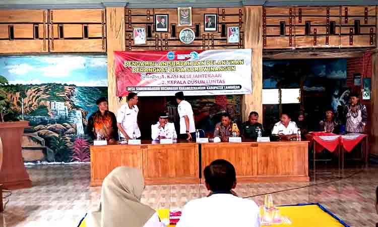 Pelantikan Perangkat Desa Sumowinangun