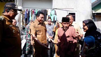 Pemkab Sidoarjo Renovasi Rumah Kakek Pencari Rongsokan