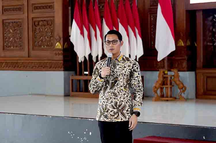 Pemkab Tuban Serahkan 975 Sertipikat Tanah Wakaf