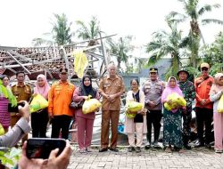 Semanding Porak-Poranda! Hujan Deras dan Angin Kencang Hantam 9 Desa