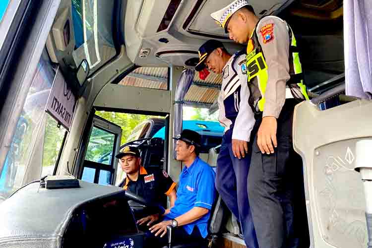 Satlantas Polres Lamongan Gelar Ramp Check