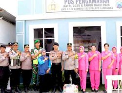 Tak Sekadar Monitor, Kapolres Lamongan Datangi Langsung Pospam–Posyan Ops Lilin Semeru 2025 Bersama Ketua Bhayangkari